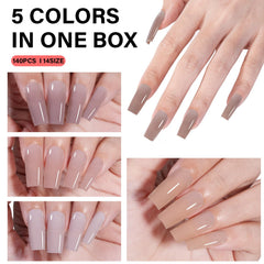 AILLSA press-on nails provide up to 28 days of wear with no odor.