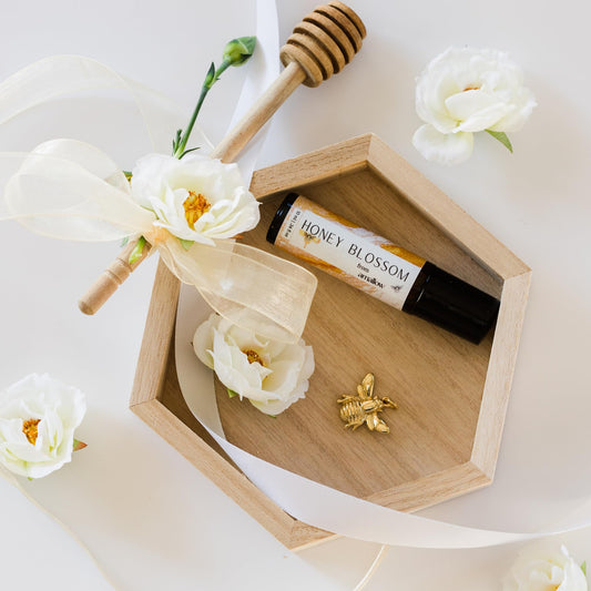 Close-up of Amallow Honey Blossom roller with wooden cap