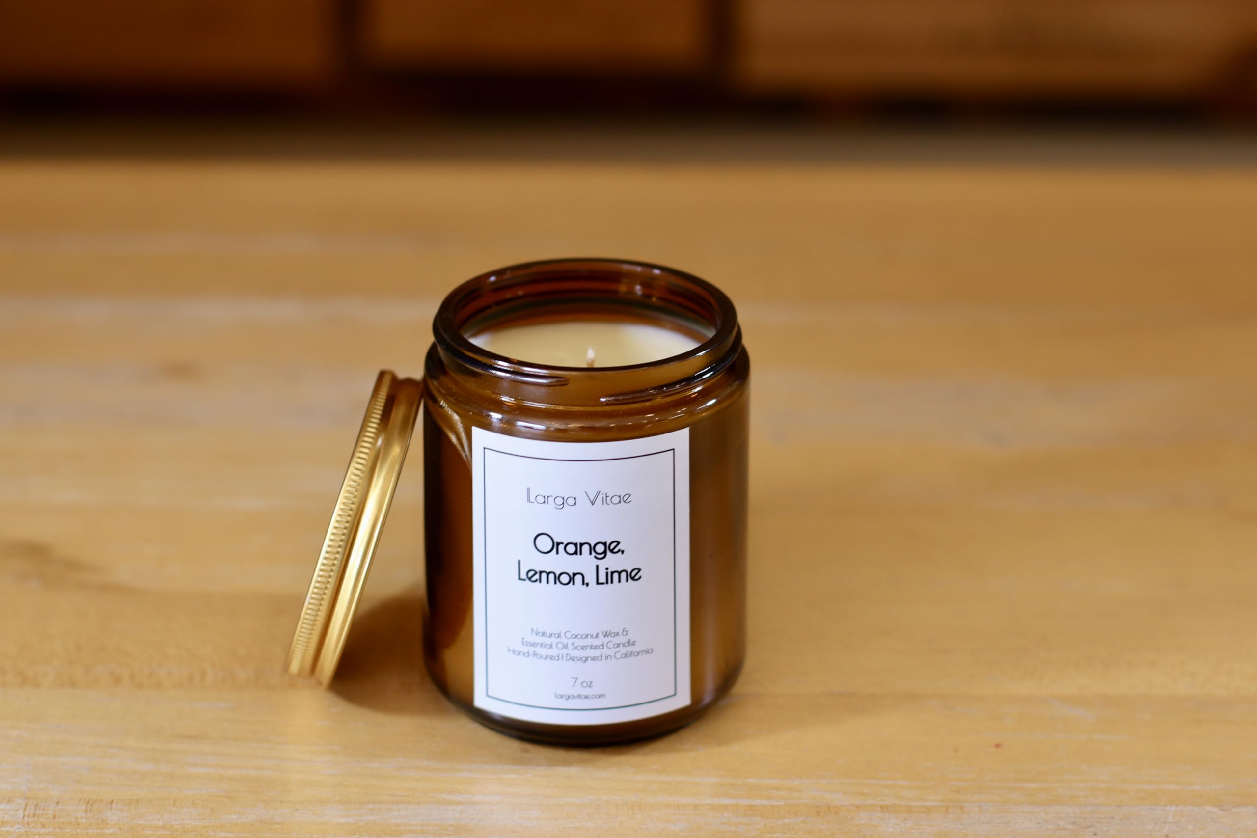 Recyclable amber jar and packaging for all-natural candle