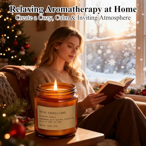 Holiday-inspired scents in amber jar candles