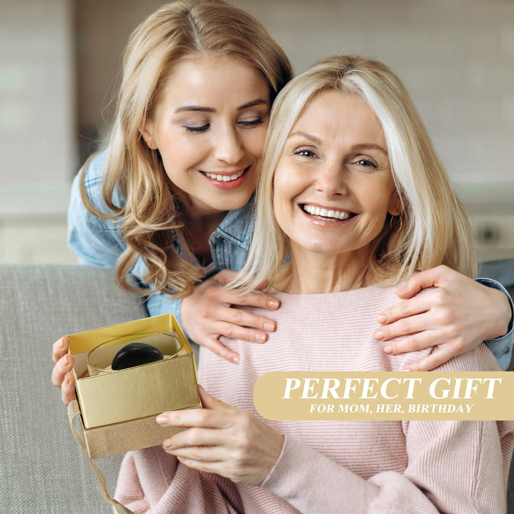 Gift-ready packaging for AntExpanse premium candle