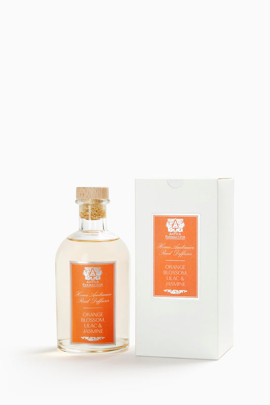 Close-up of diffuser reeds with orange blossom, lilac and jasmine notes