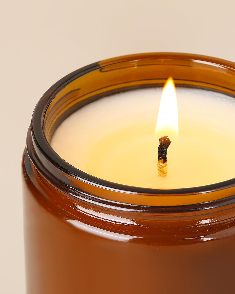 Gift-ready AOOVOO Balsam Cedar Candle packaging