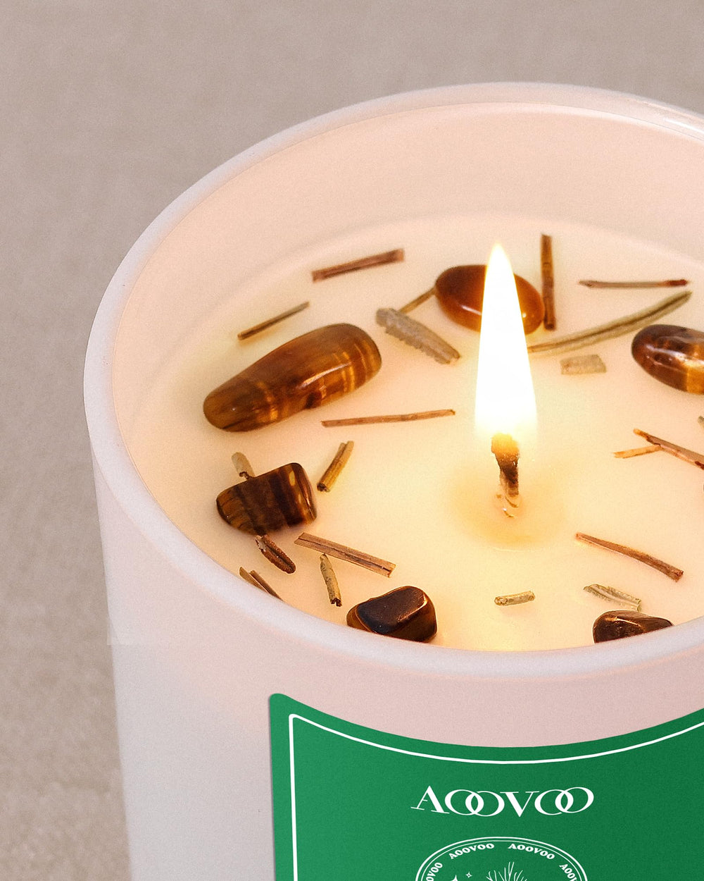 Festive AOOVOO packaging box designed for the cedar scented candle