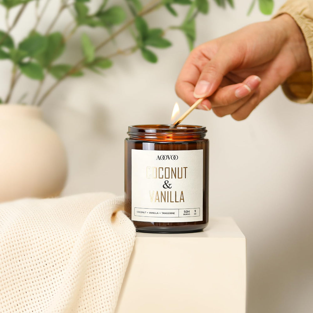 Scent notes graphic showing vanilla tonka and coconut