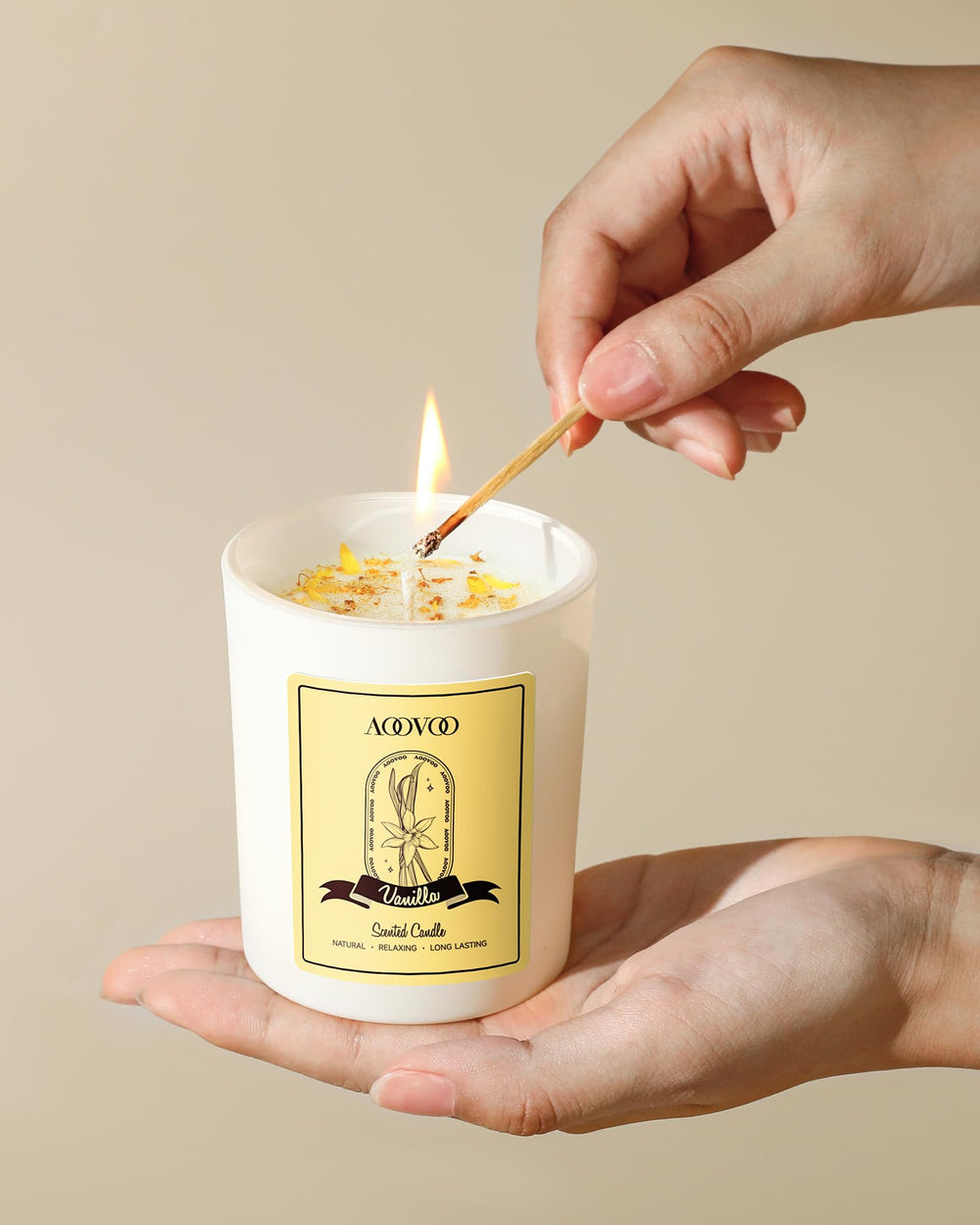 Candle with dried flowers for positive energy