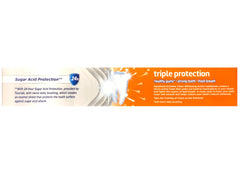 Tubular view of Aquafresh Extreme Clean toothpaste showing whitening action