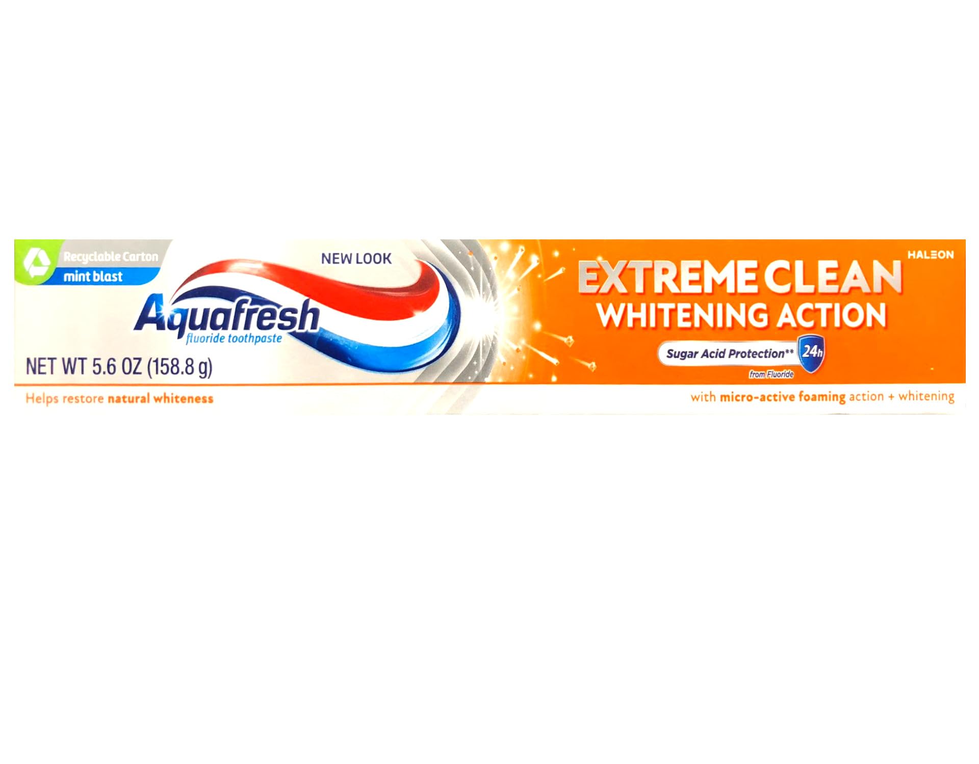 Mint foam texture demonstrating dynamic micro-active foam on Aquafresh toothpaste