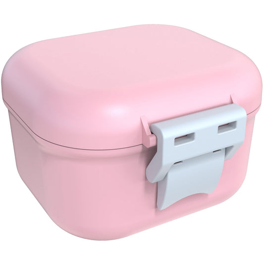 Denture bath box with strainer for soaking dentures