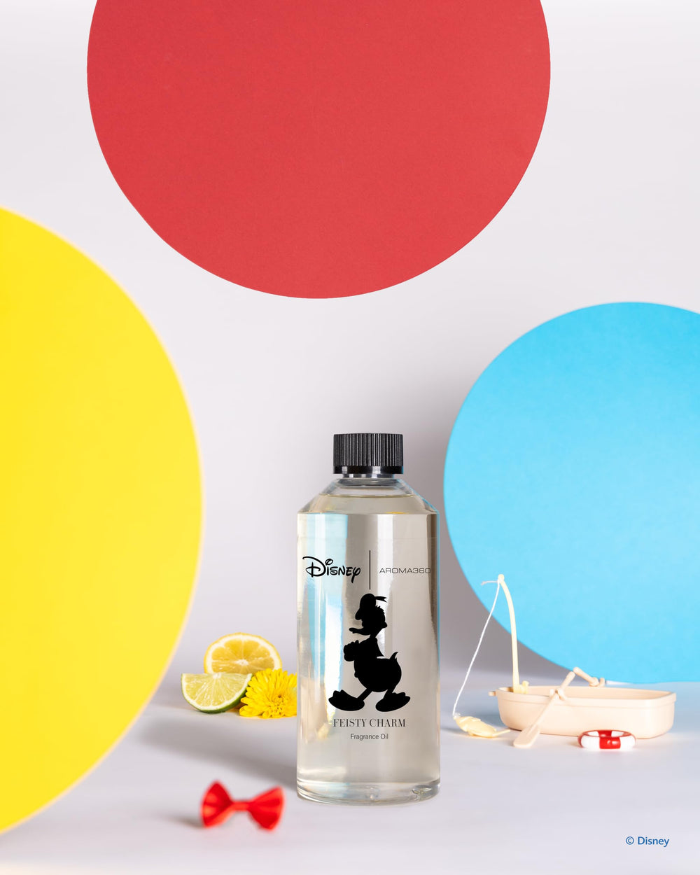 Fragrance profile featuring blue cedar, eucalyptus, and cardamom