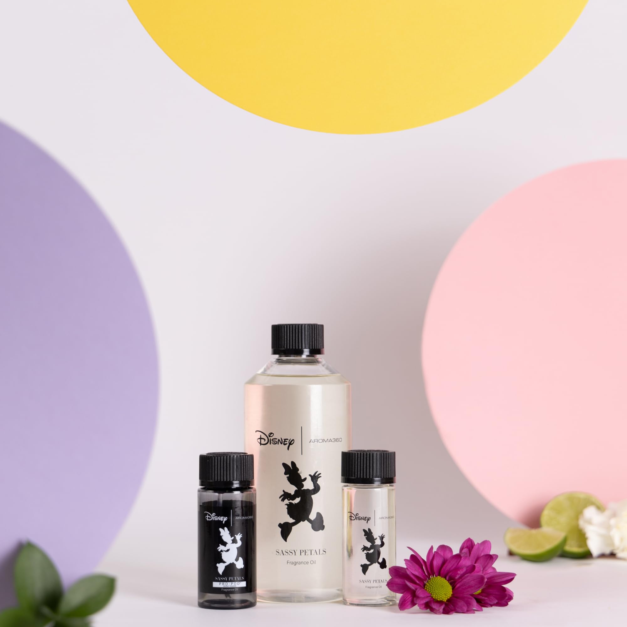 Top notes Bergamot and Nutmeg depicted