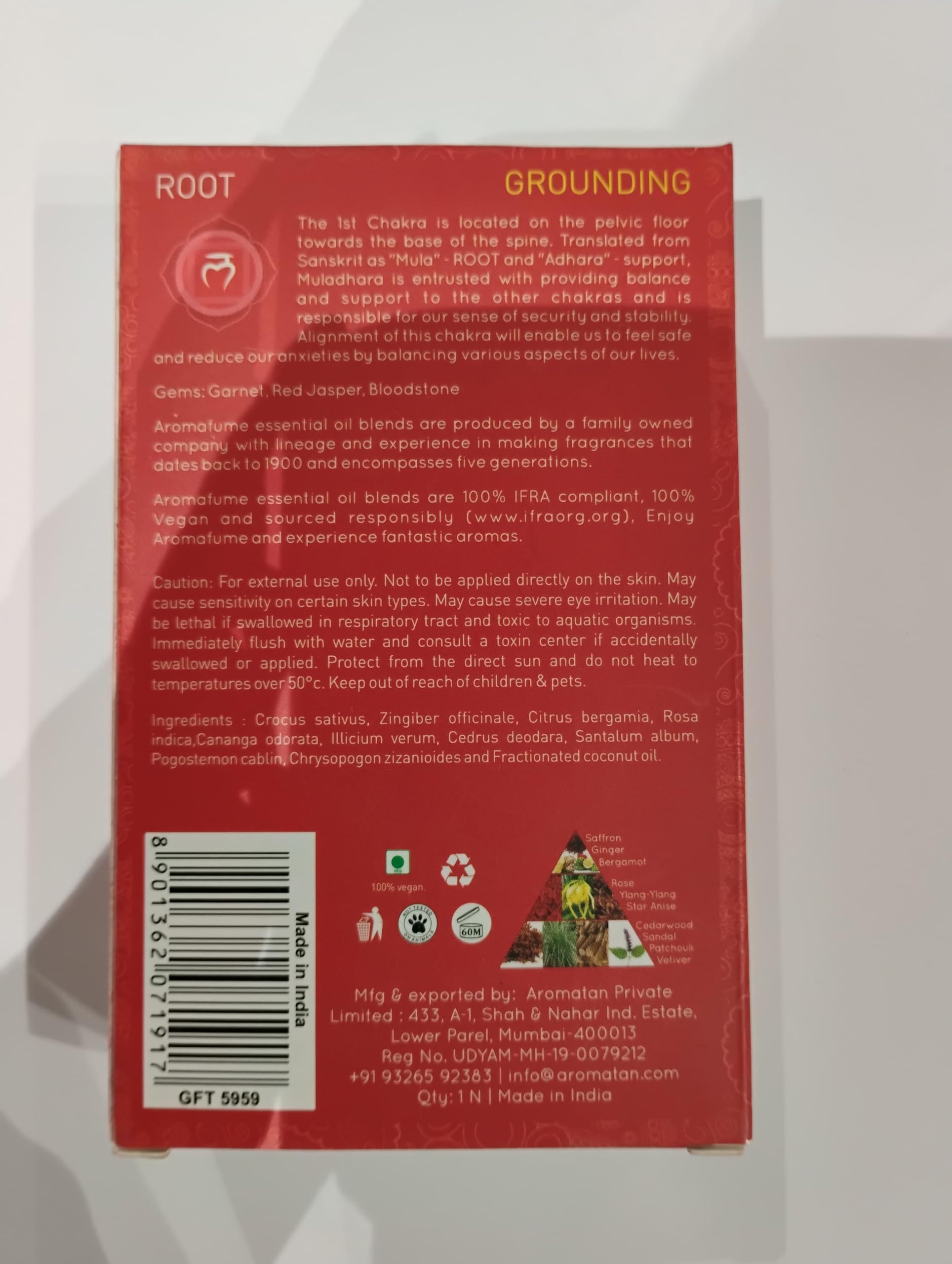 Roll-on bottles with chakra-color labels