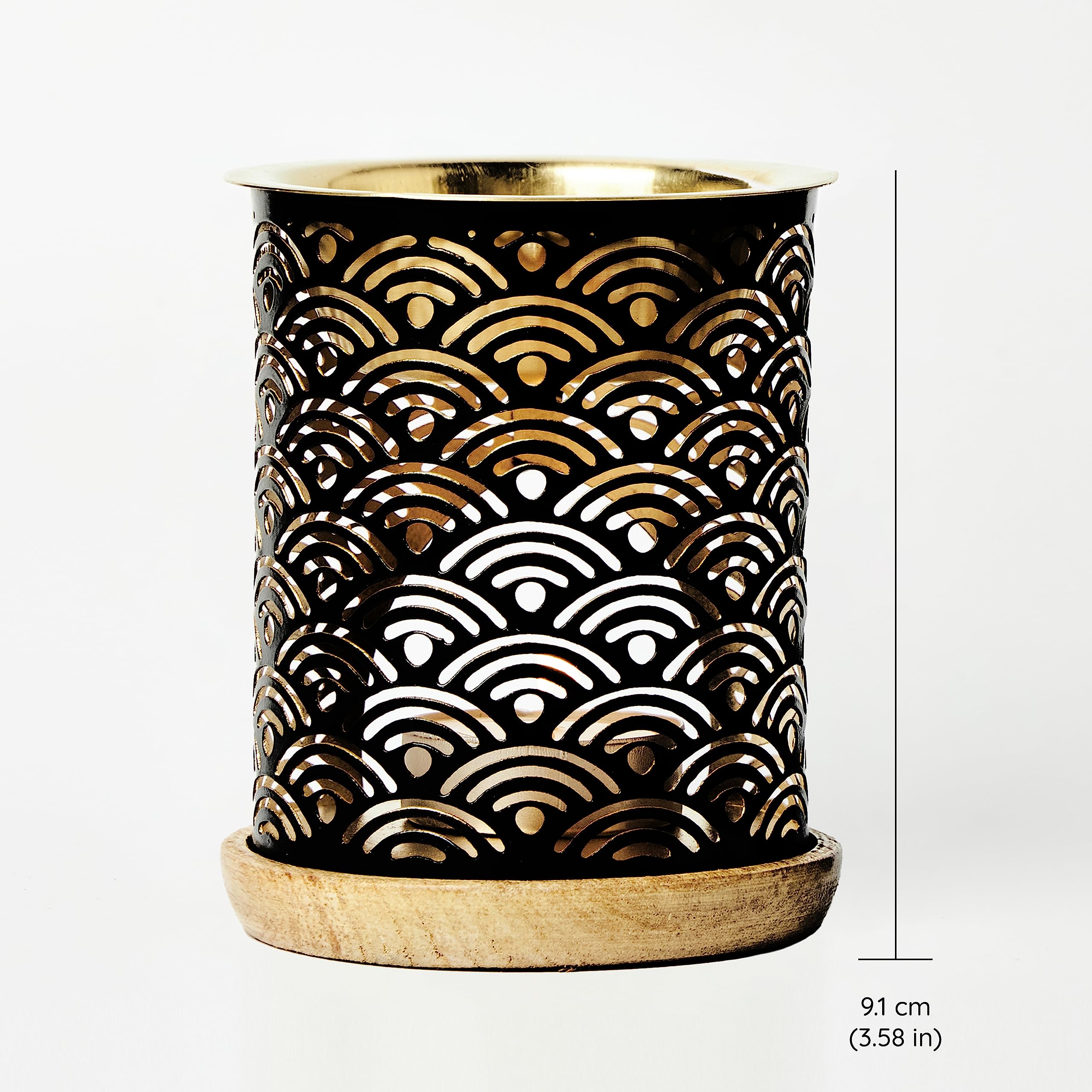 Aromafume brass bowl detail highlighting durable diffuser construction