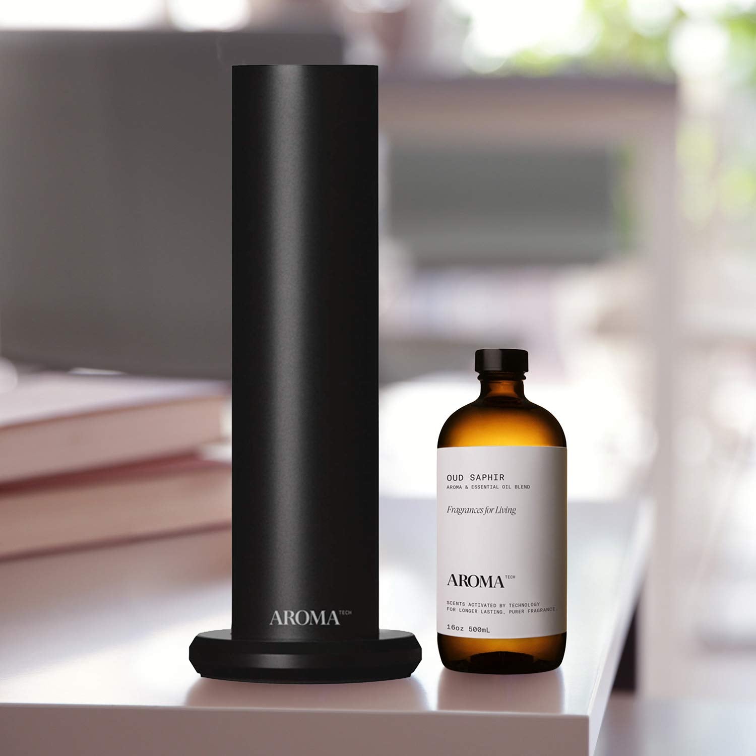 Aromatech Oud Saphir product with USA made and cruelty-free icons