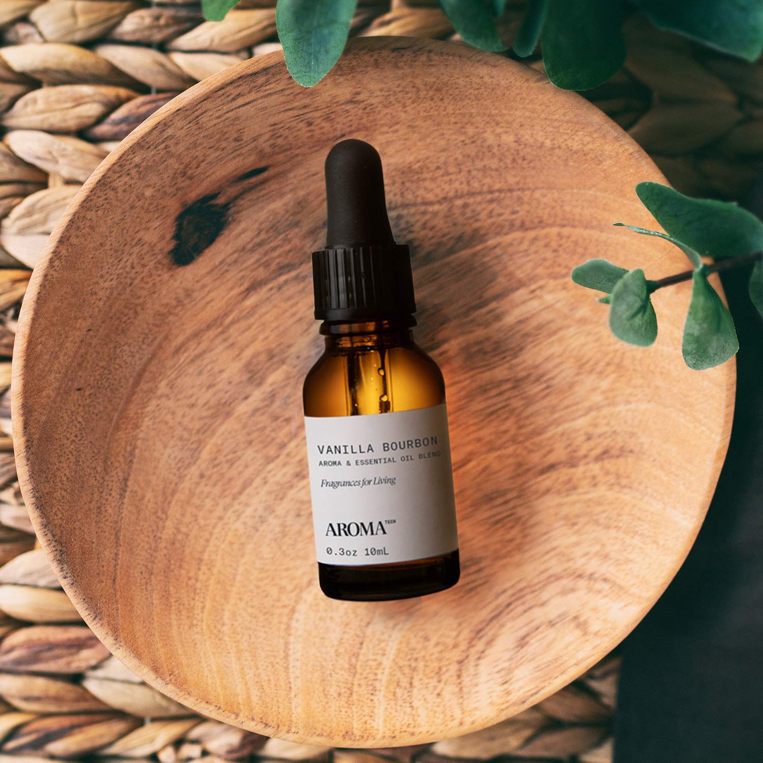 Ultrasonic diffuser releasing Vanilla Bourbon aroma