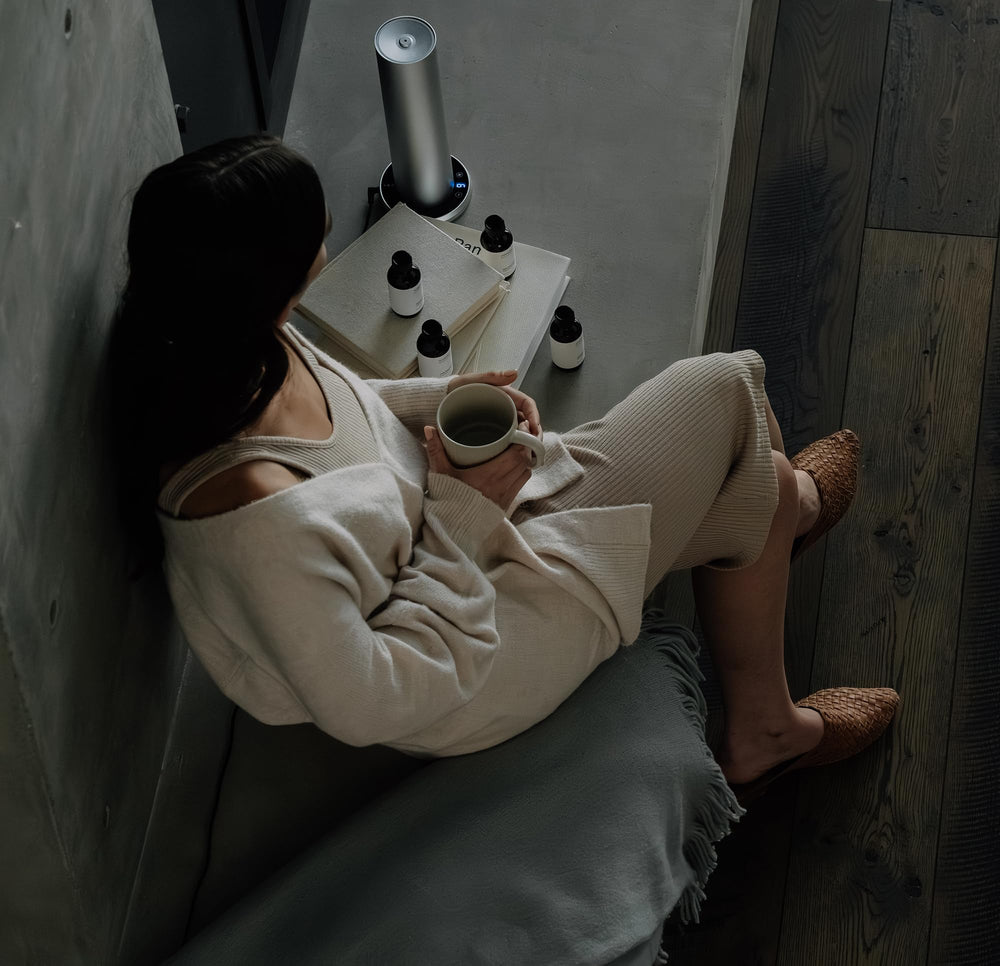 White Tea & Thyme 10 mL essential oil bottle