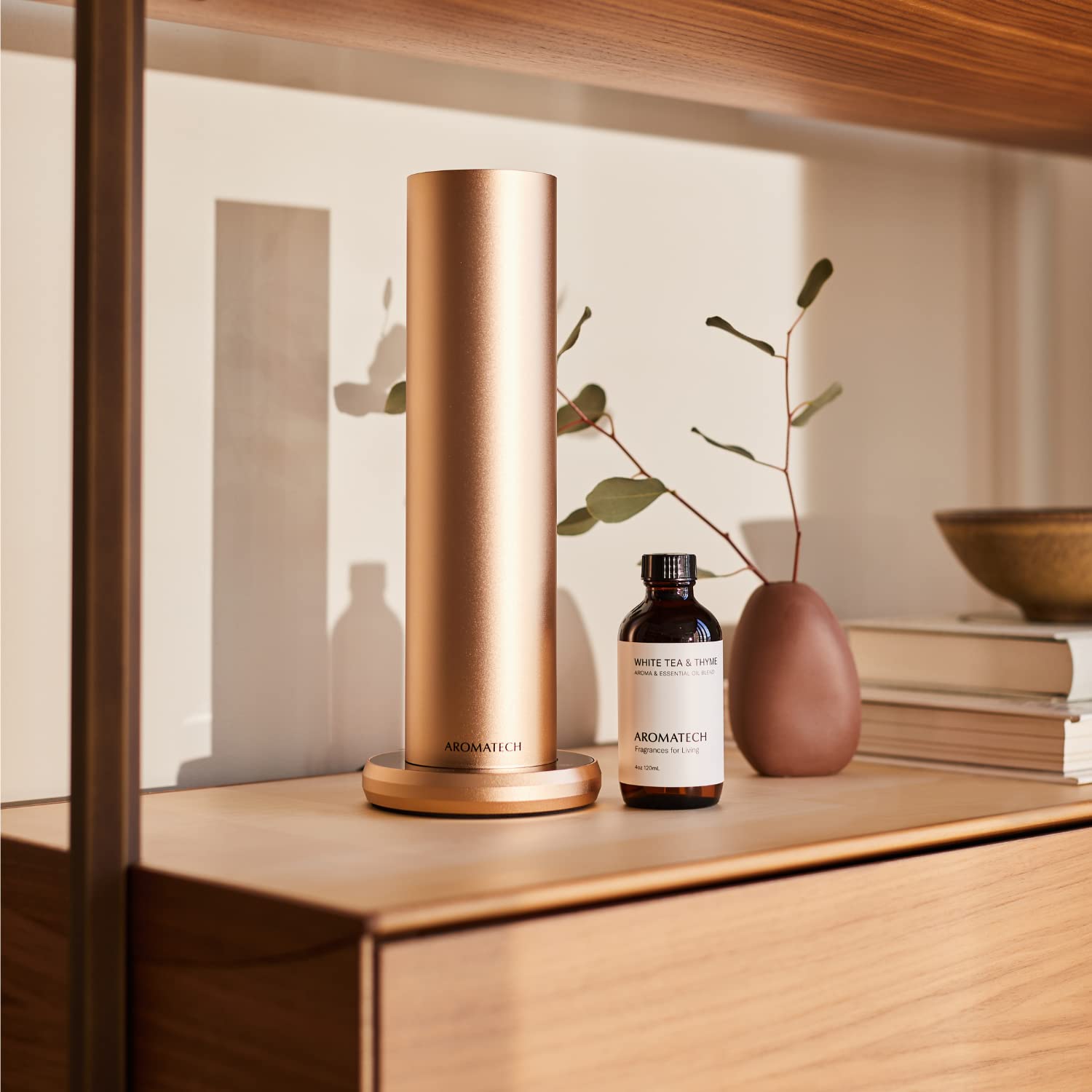 Product photography: 4 oz / 120 ml bottle with diffusers