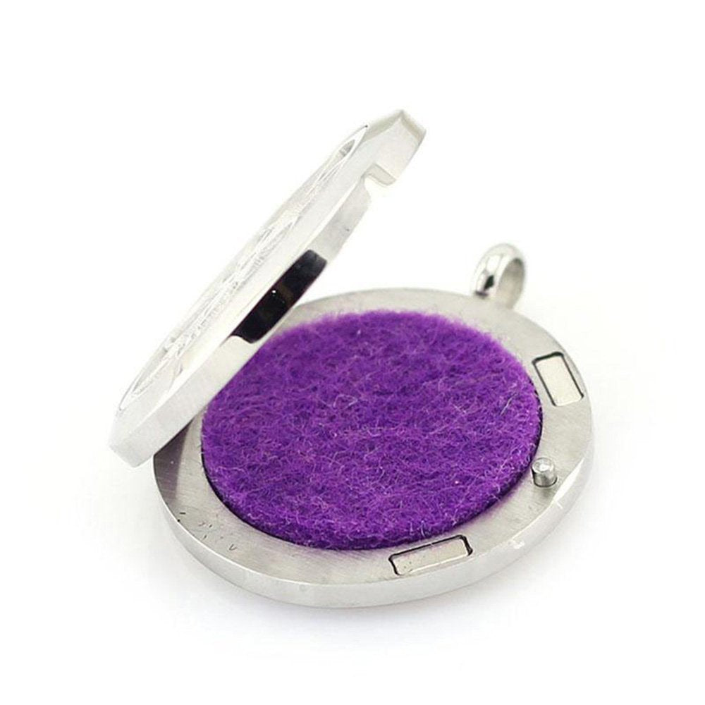 Diffuser necklace with 30mm cat-pattern locket and 24-inch chain