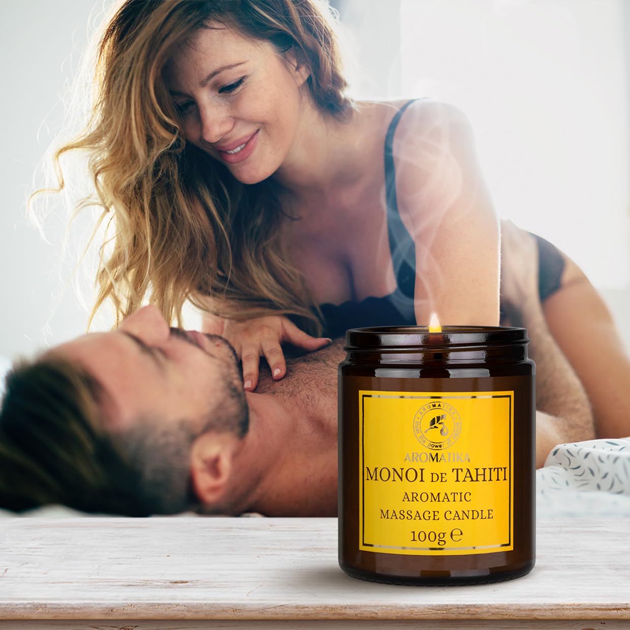 AROMATIKA Scented Massage Candle Monoi de Tahiti makes a thoughtful gift idea