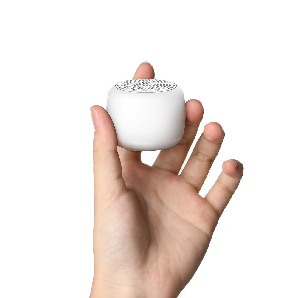 BABELIO pocket white noise device enables travel sleep in a compact form.