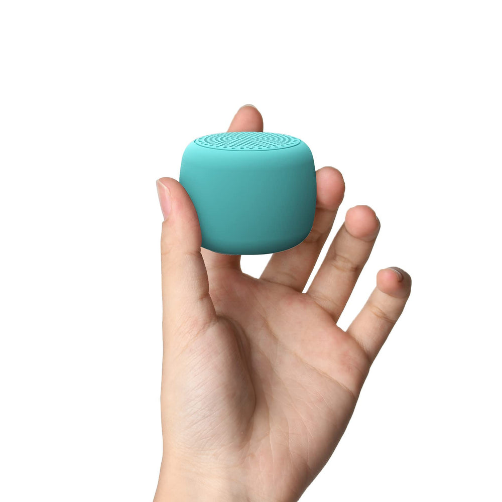 BABELIO White Noise Pocket Cyan front view shows compact, travel-ready design.