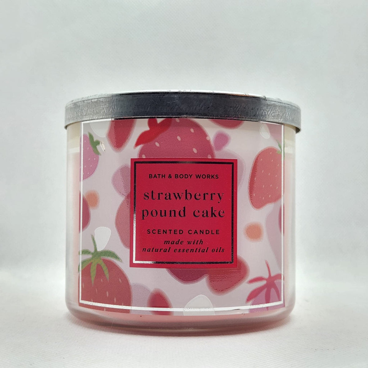 Bath & Body Works White Barn 3-Wick Candle with Essential Oils - Strawberry Pound Cake, 14.5 oz (2022 Spring Scents)