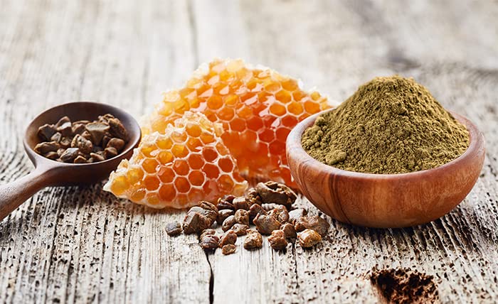 Bee Propolis Powder packaging showing Utah, USA origin