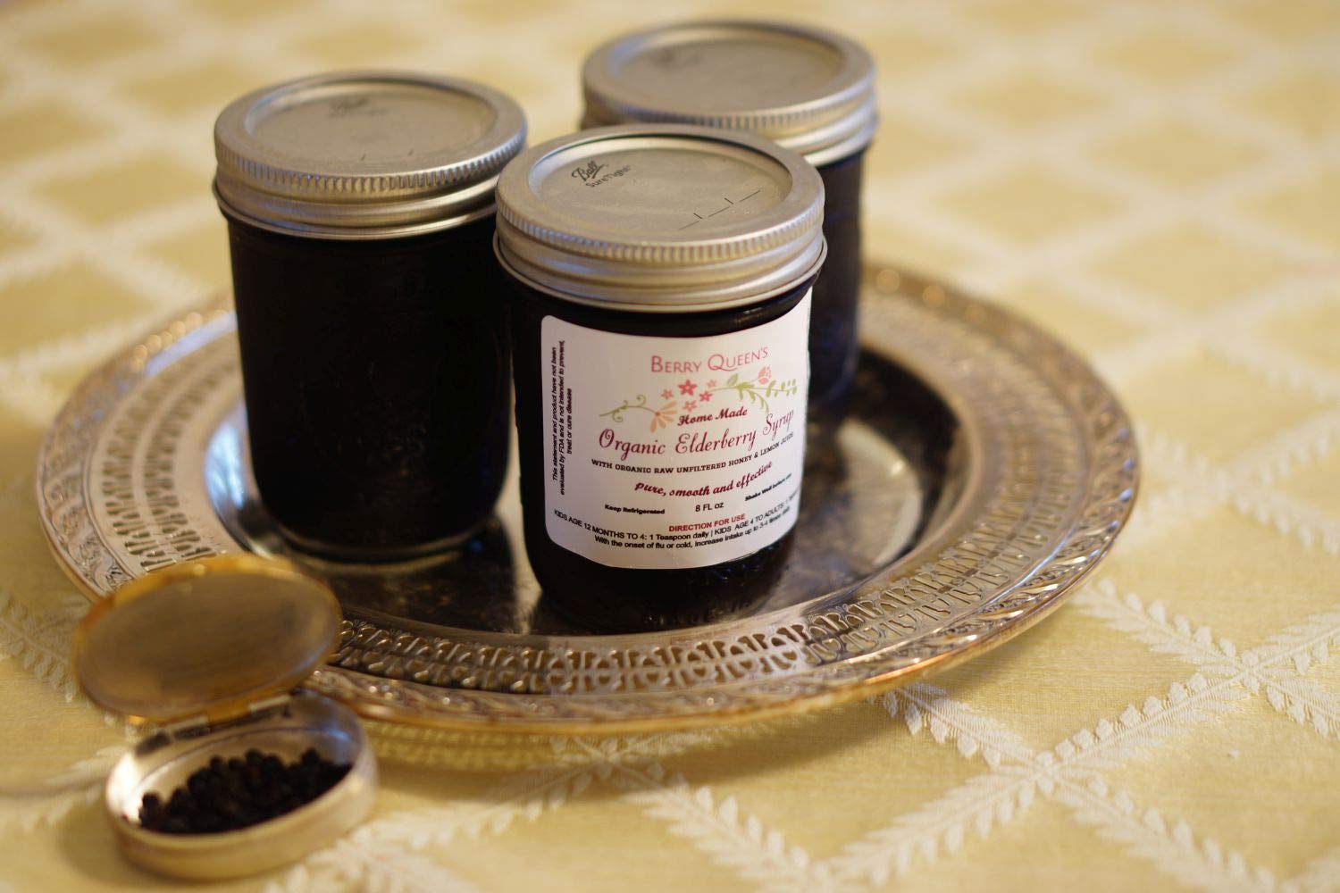 No added sugar, preservatives or thickeners claim on packaging