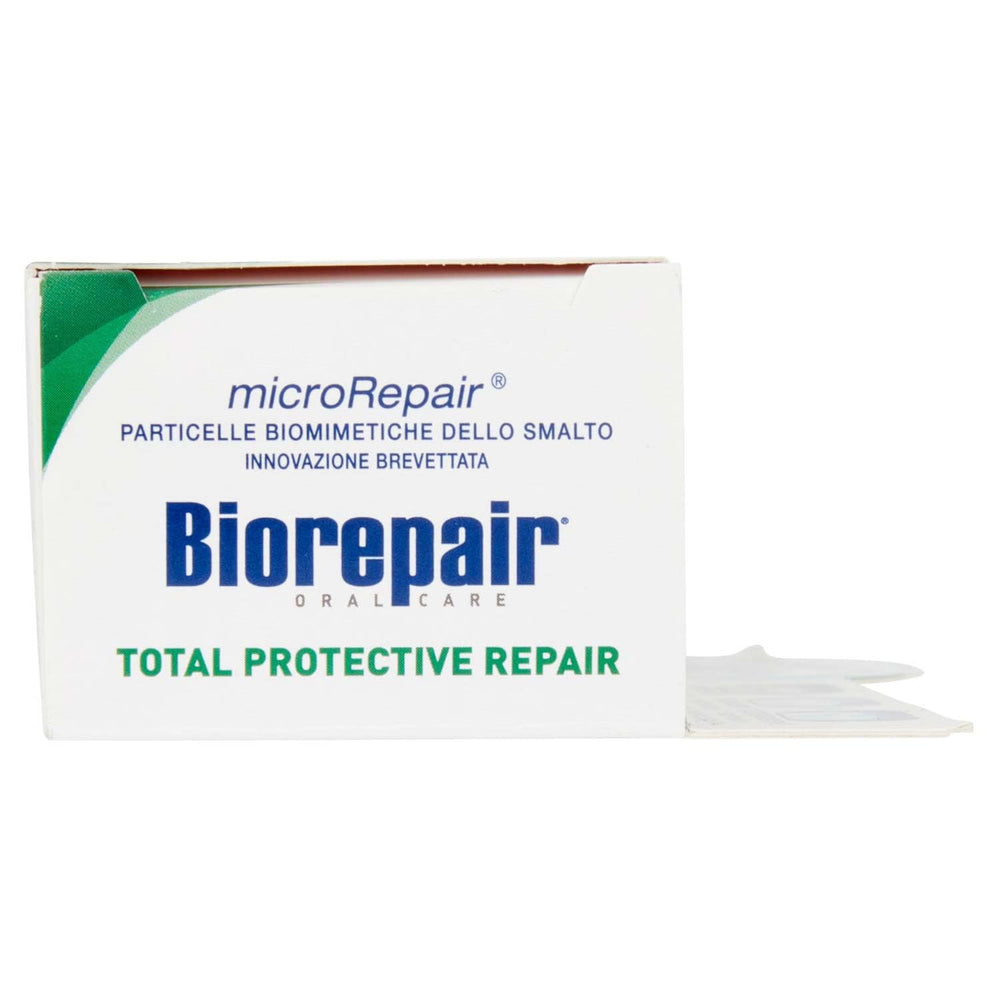 Fluoride-free icon on Biorepair packaging