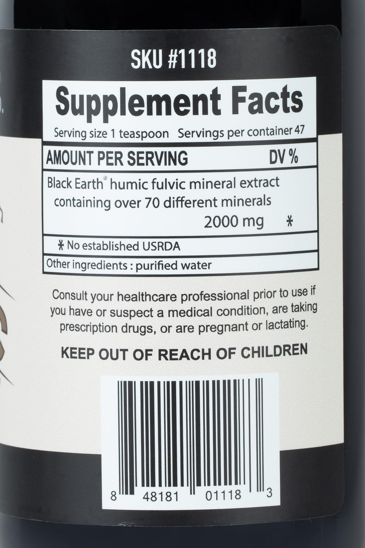 Liquid fulvic and humic minerals close-up