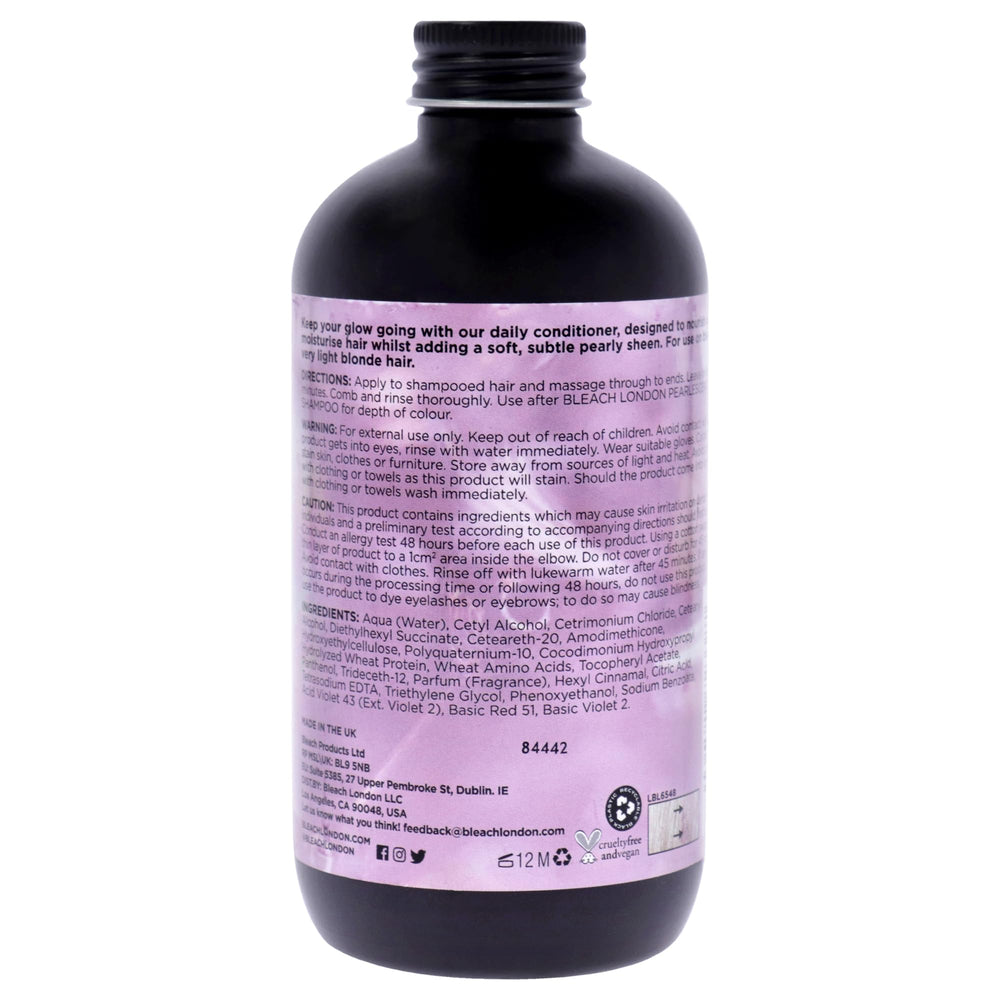 Bleach London Pearlescent Conditioner colour glow promotes nourished, vibrant bleached hair.