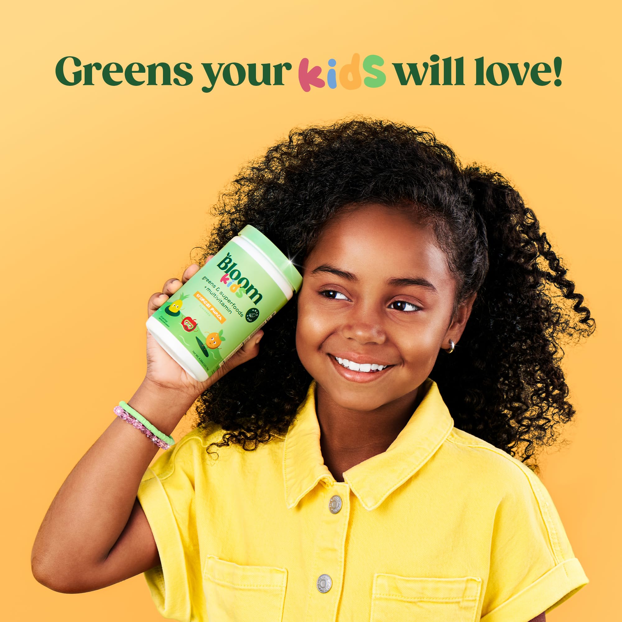 Label shows 25 servings on Bloom Nutrition greens powder bottle