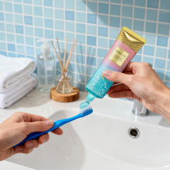 Mint extracts and xylitol graphics representing fresh breath
