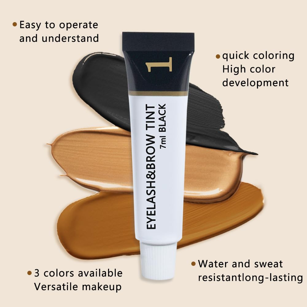 Boxveria lash-tint-application demonstrates smooth color deposit on lashes.