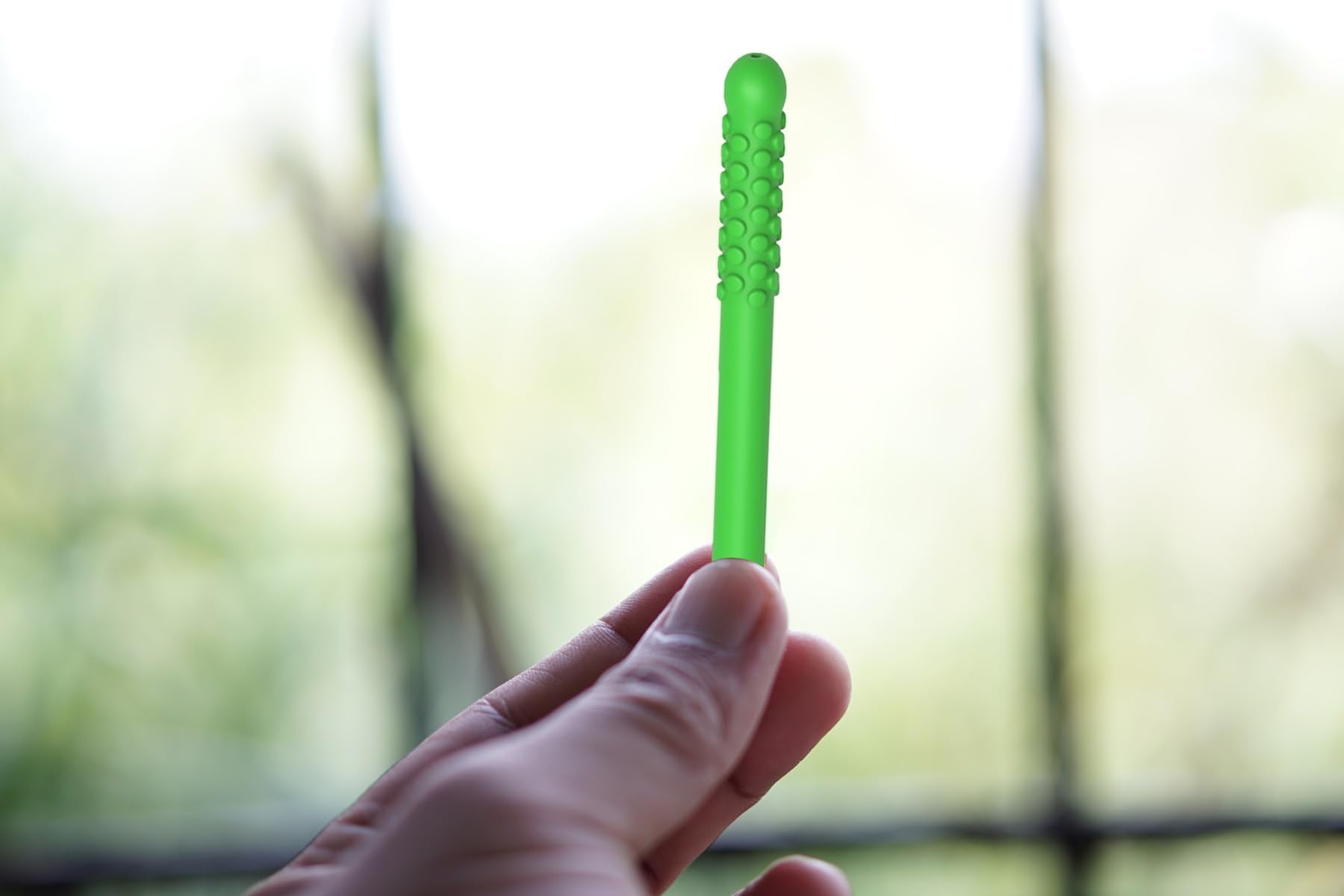 On-the-go use of chewable breath sticks for fresh breath