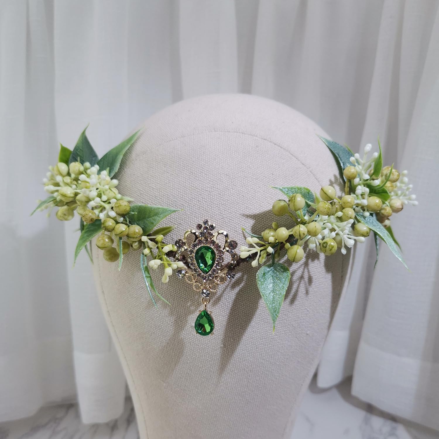Bubbmi V-shaped flower crown headband adds elegant silhouette to cosplay or wedding photos.