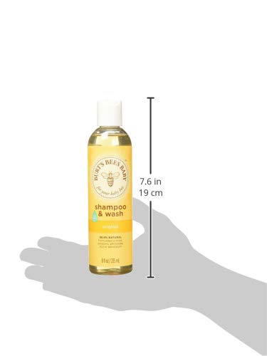 Baby bath time using Burt's Bees Baby Bee Tear Free Shampoo & Wash