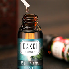 Close-up of CAKKI 50ml diffuser oil for diffusers, candles and soaps