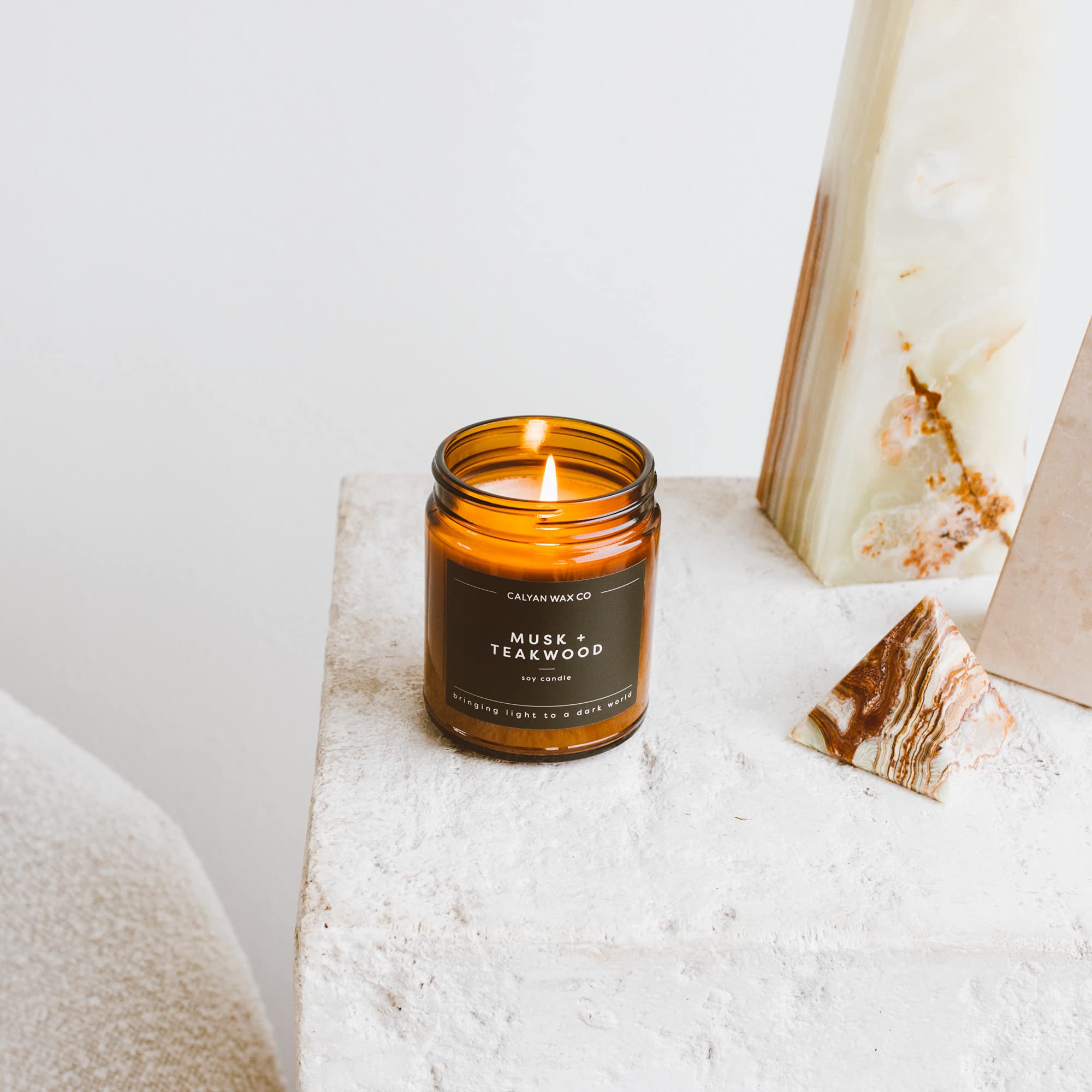 Eco-friendly, vegan and cruelty-free candle ingredients