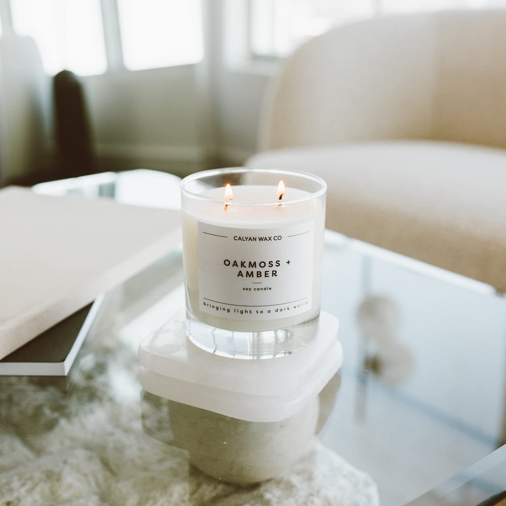 Vegan, cruelty-free, paraffin-free candle features