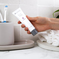 Dentist-developed CariFree Gel 1100 product shot