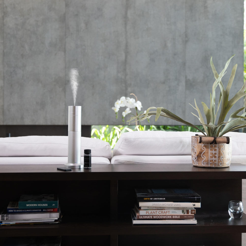 Vegan, cruelty-free Aroma360 essential oil blend label on bottle