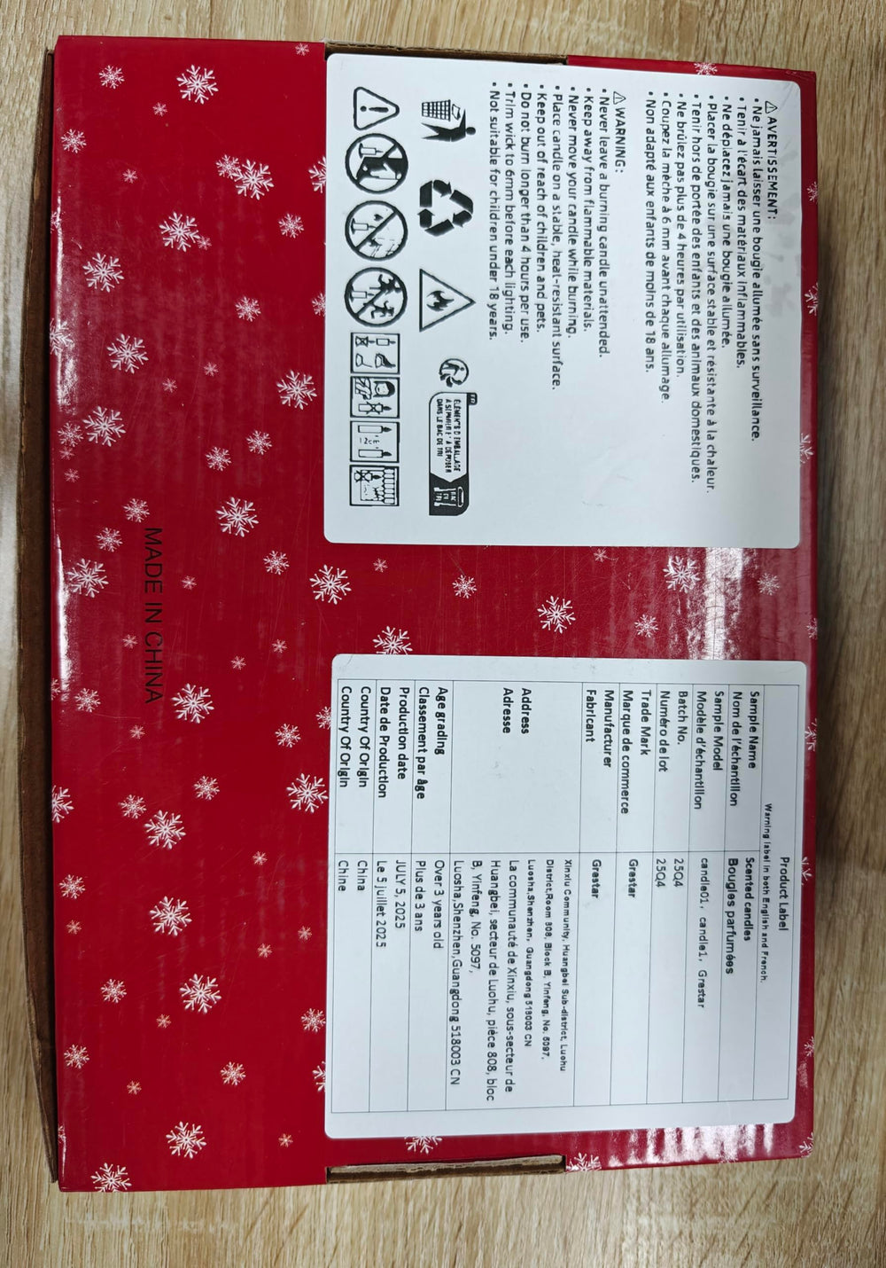 Gift-ready packaging for the six-pack Christmas candle set