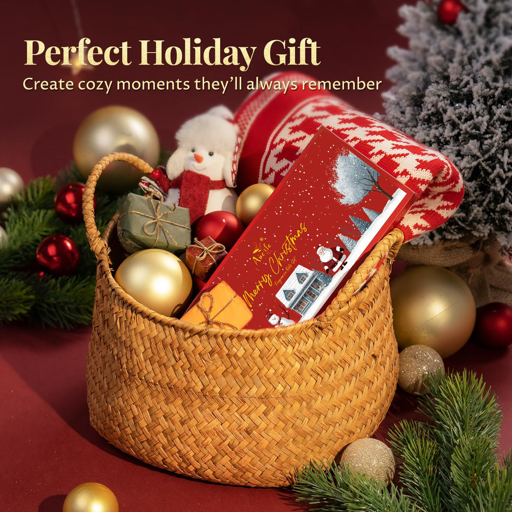 Christmas Spice essential oil bottle with clove, cinnamon, and nutmeg aroma