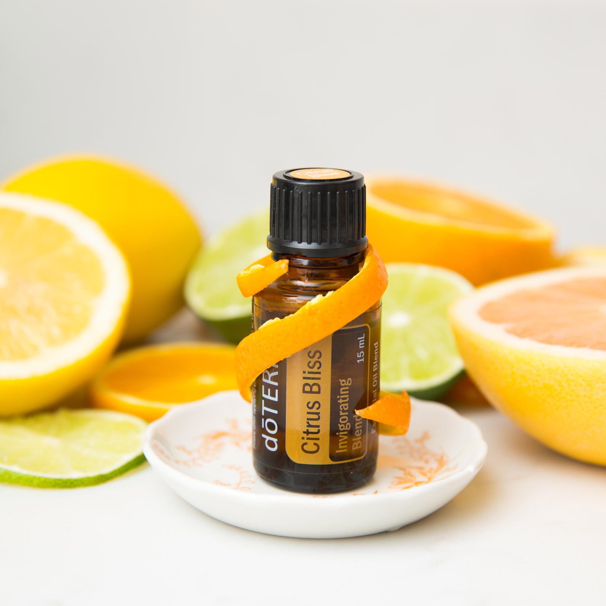 Ingredients and aroma notes of Citrus Bliss blend featuring Wild Orange, Lemon, Grapefruit, Mandarin, Bergamot, Tangerine, Clementine, and vanilla