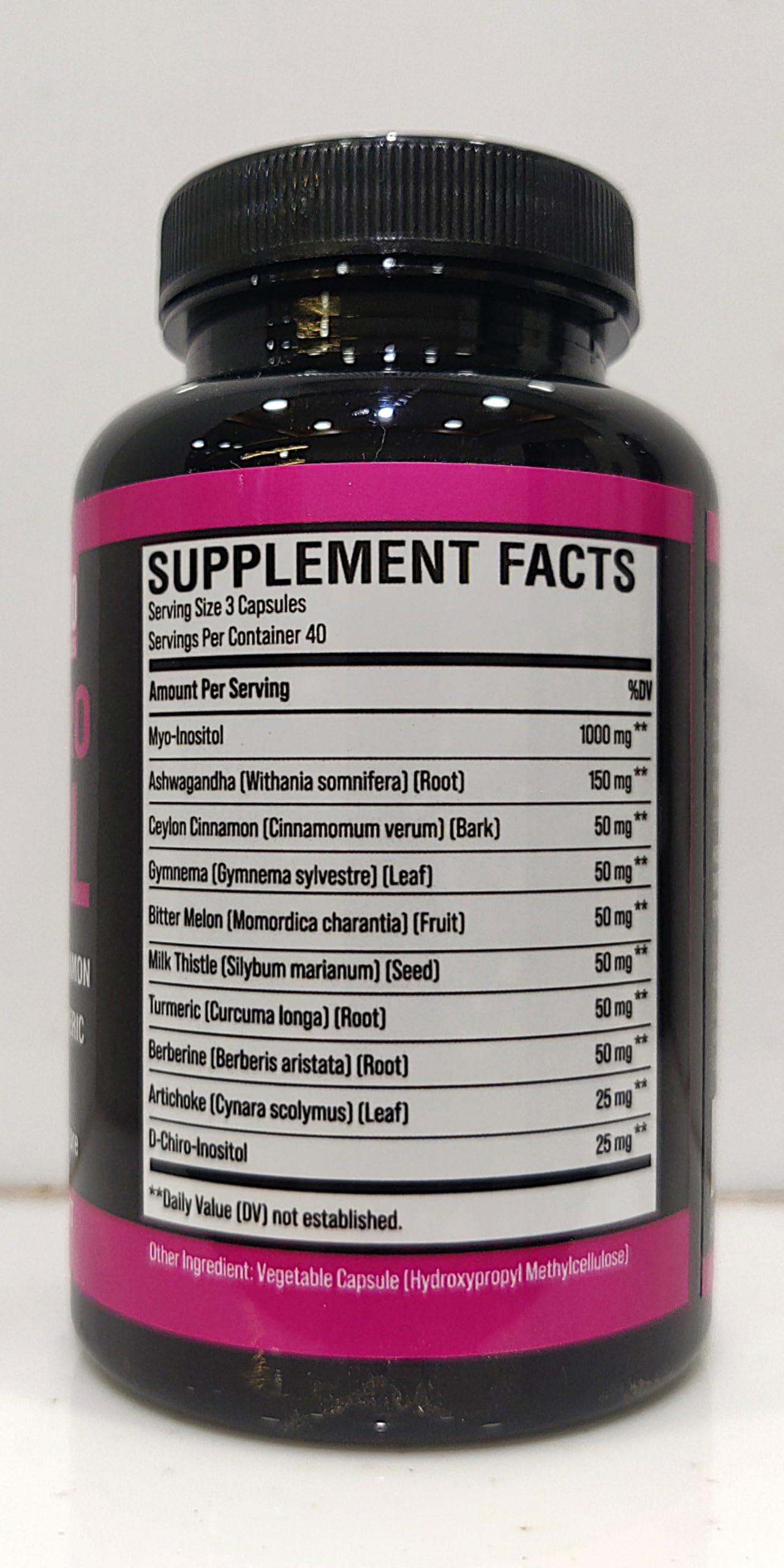 Close-up of CIVIMUNA ingredients: Myo-Inositol, D-Chiro-Inositol and Ashwagandha