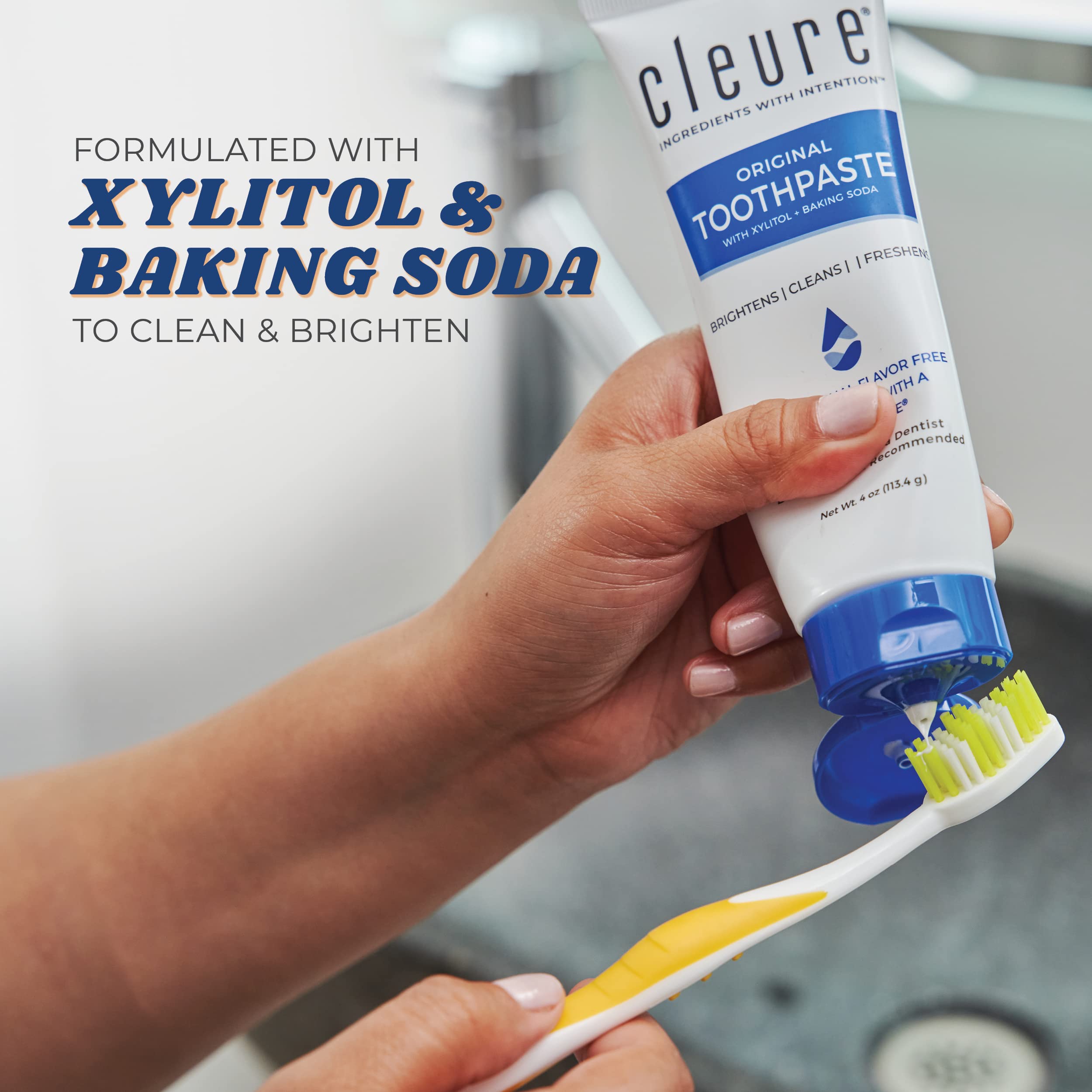 Illustration highlighting Xylitol, baking soda and gentle ingredients