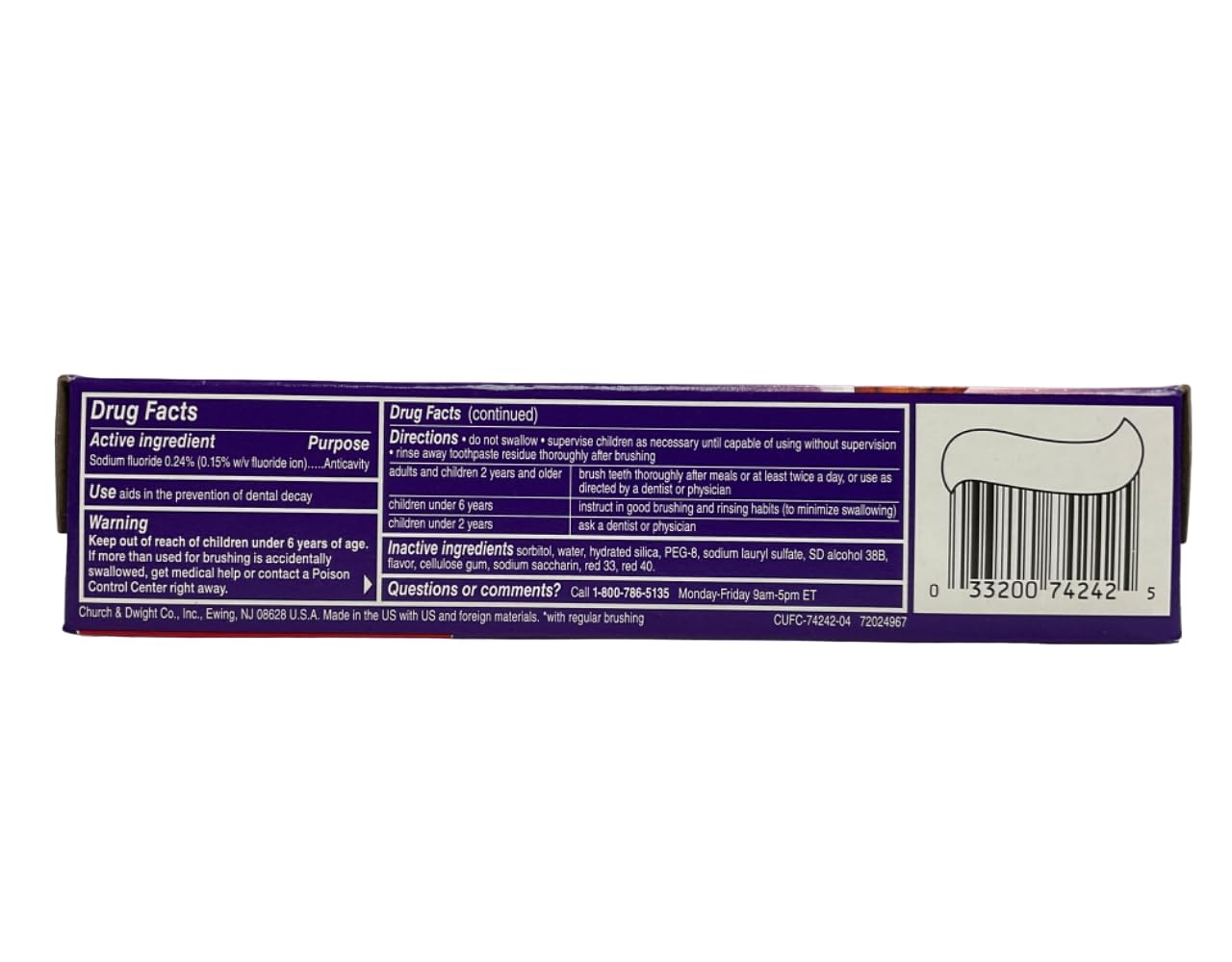 Close-Up fluoride toothpaste red gel 4 oz display with 12 tubes