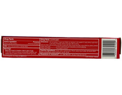 Close-Up toothpaste red gel texture close-up – image 3