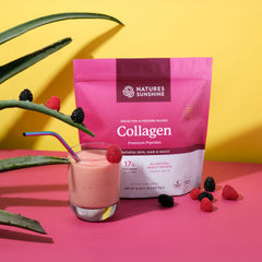 Serving scoop with collagen powder